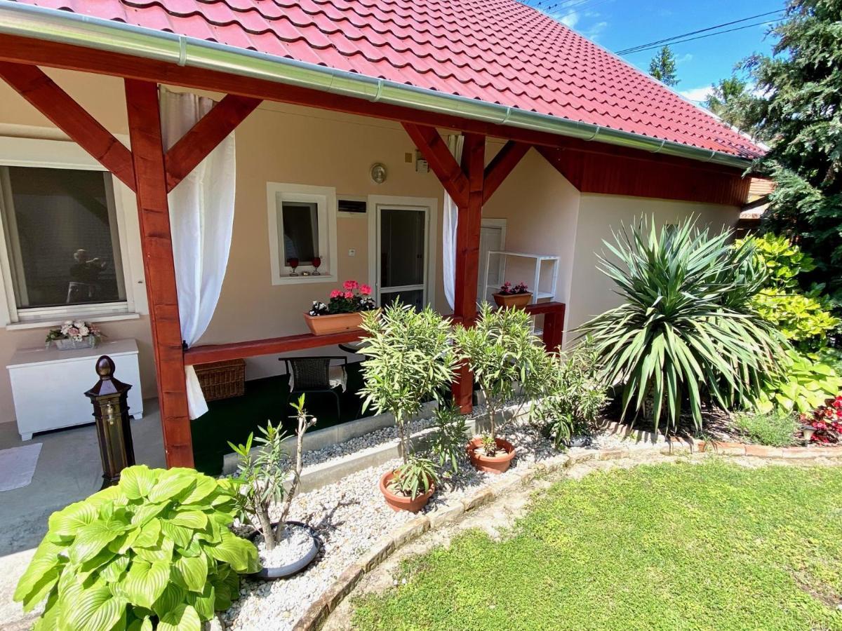 Do-ti Apartmanhaz * Balatonlelle