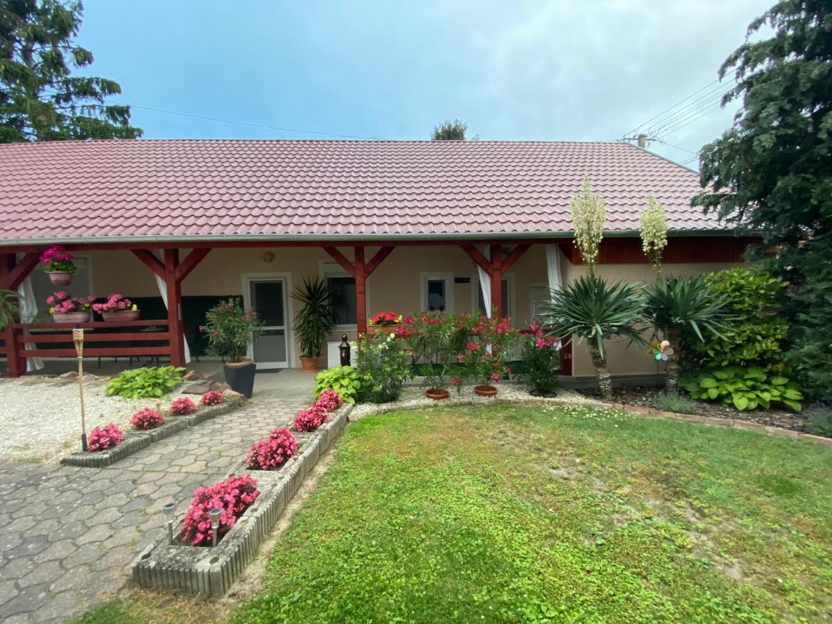 Do-ti Apartmanhaz Apartment Balatonlelle