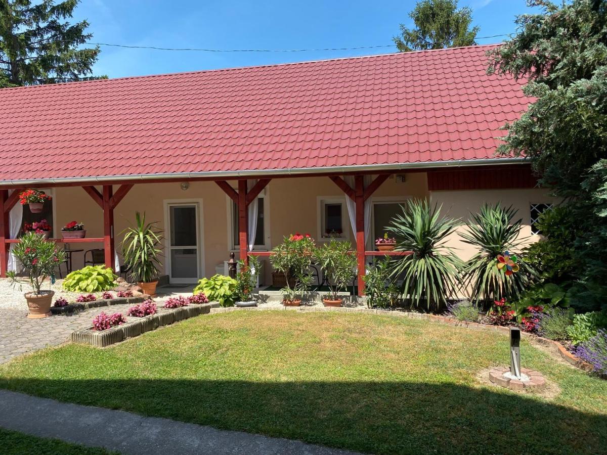 Do-ti Apartmanhaz Balatonlelle