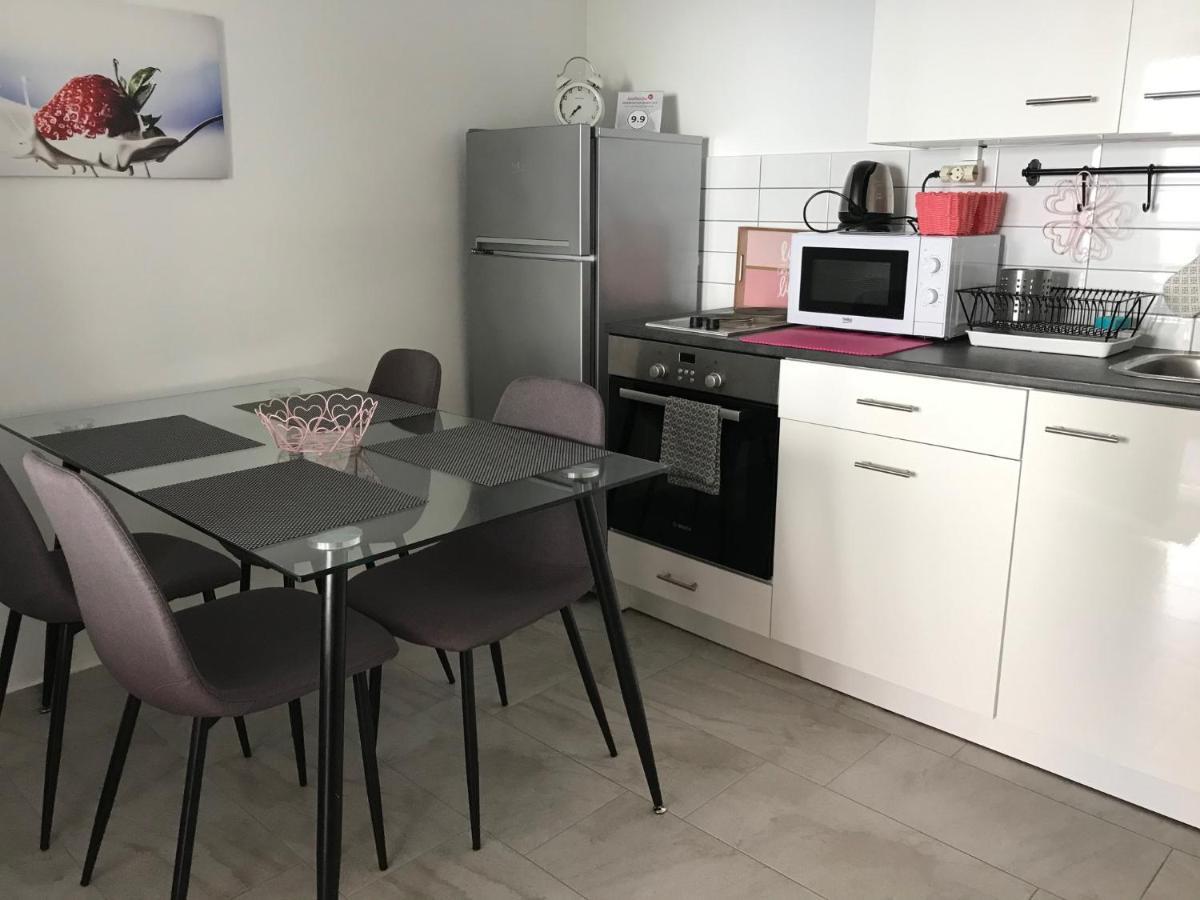 Do-ti Apartmanhaz Apartment *