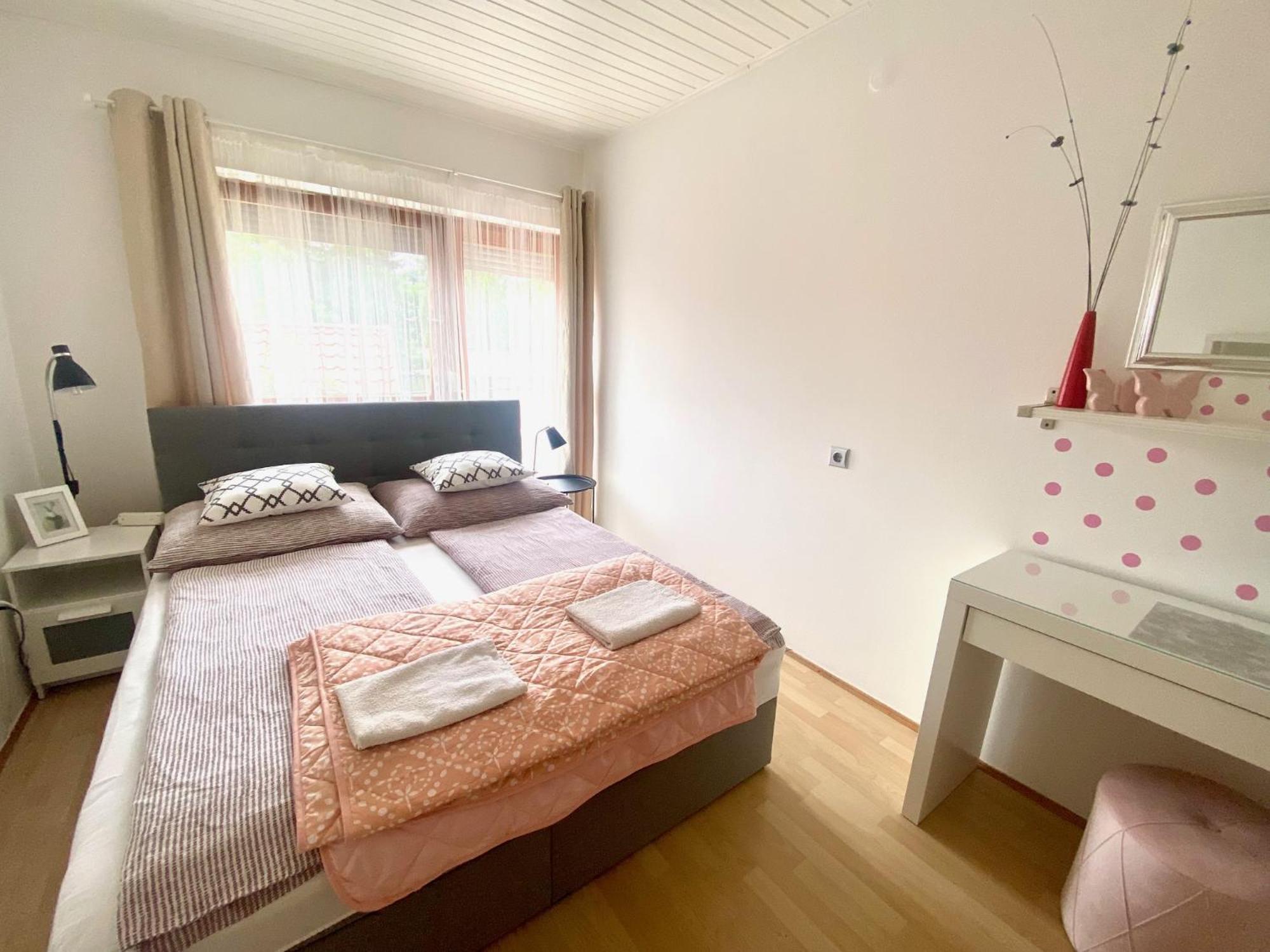 Do-ti Apartmanhaz *